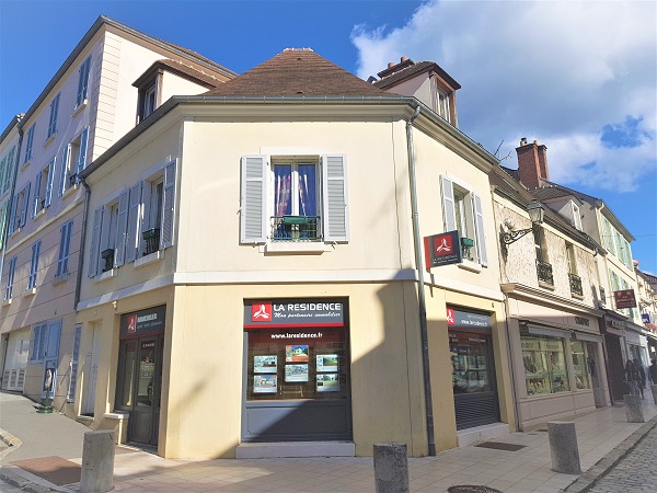 Évaluation et estimation immobilière gratuite en ligne à Saint Leger En Yvelines - LA RESIDENCE