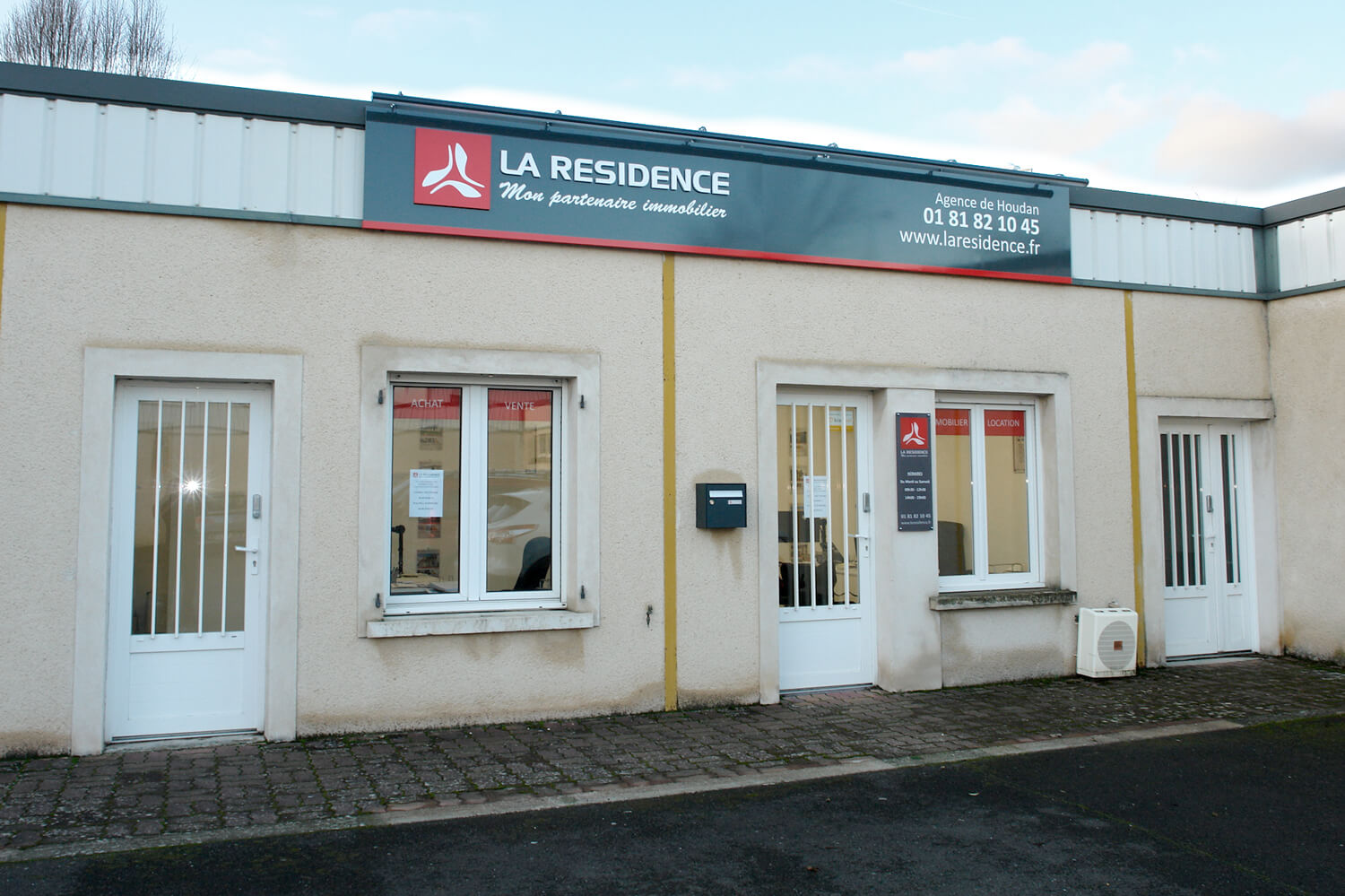 Agence immobilière à Orvilliers - LA RESIDENCE
